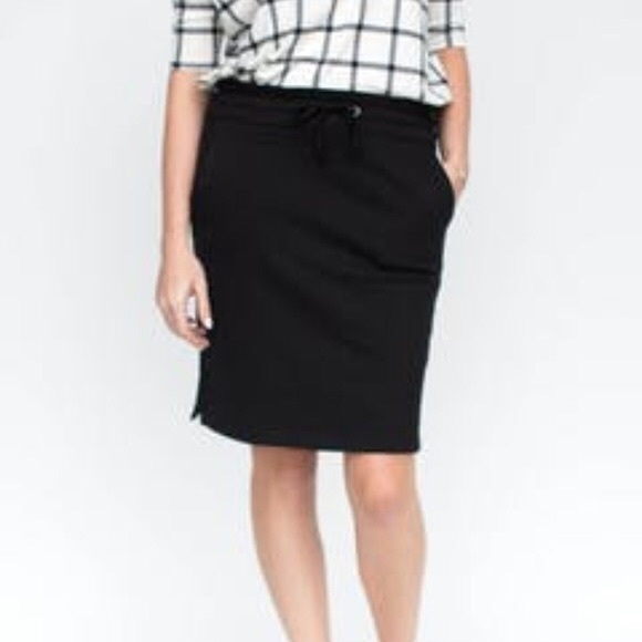 Agnes & Dora Black Weekend Skirt - Picture 1 of 3